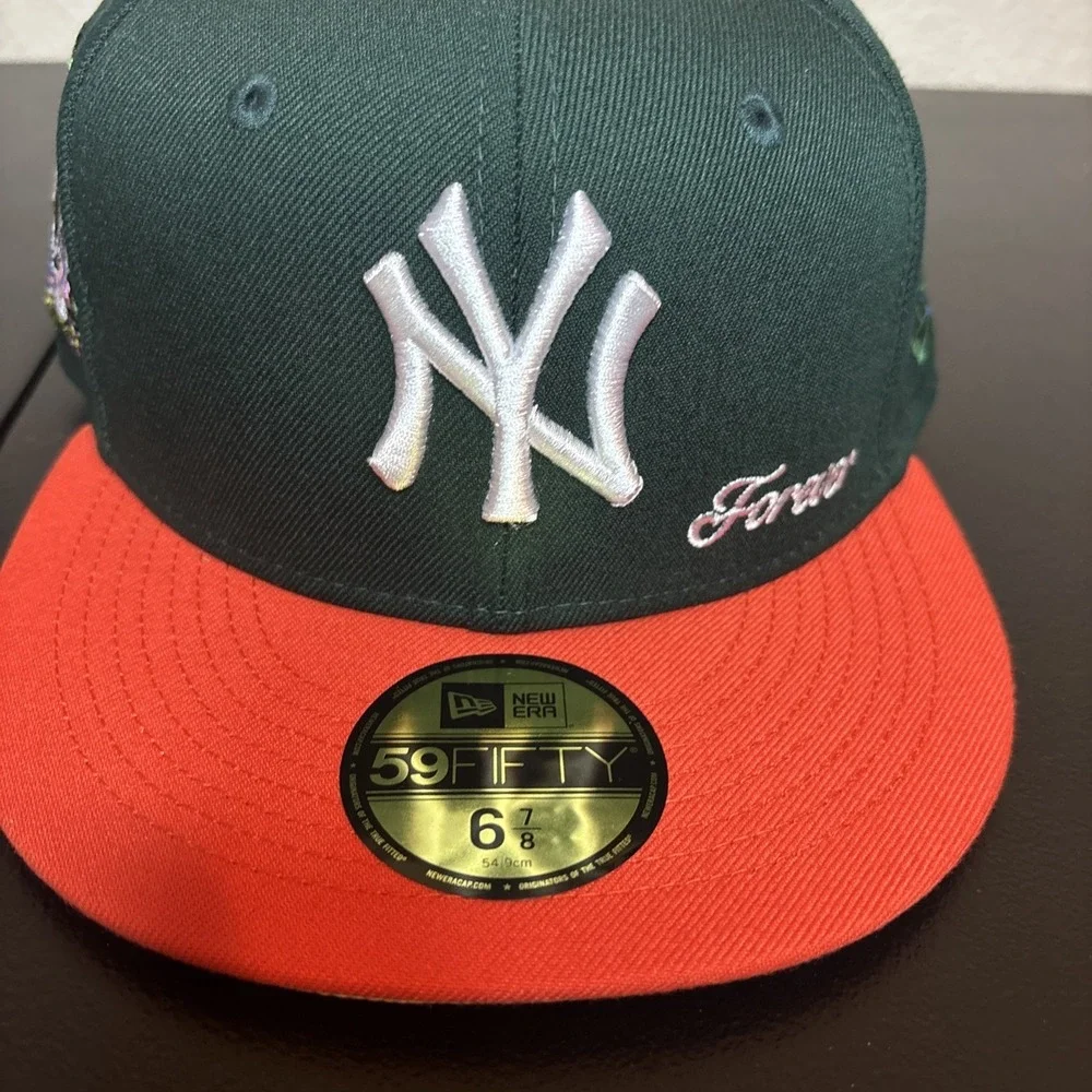 Jae Tips New Era collab Yankee, Green crown, Orange Brim, Pink UV size 6 7/8 kid